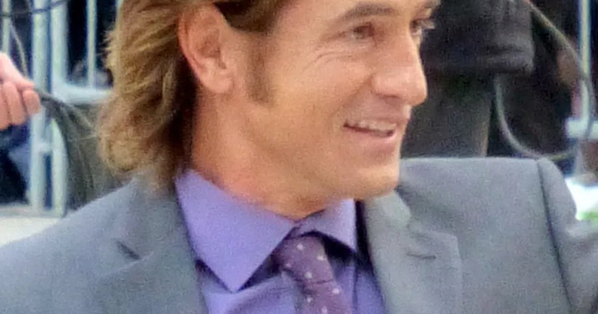 Dermot Mulroney profile photo